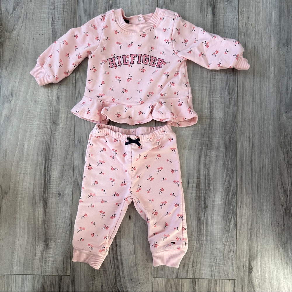 2 piece matching set - Tommy Hilfiger floral pink baby girl 3-6 months